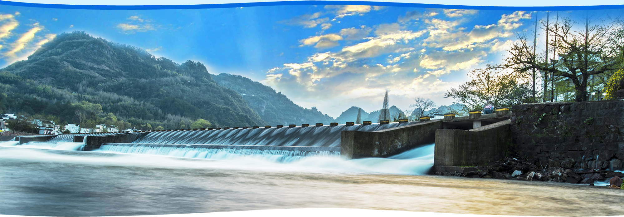 金鄉(xiāng)縣華馳工程機(jī)械有限公司